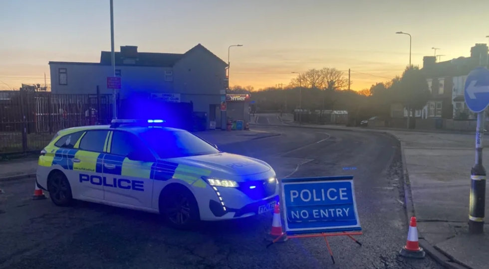 BBC：對陣切爾西的比賽前，伊普斯維奇地區發(fā)現未爆彈&道路封鎖